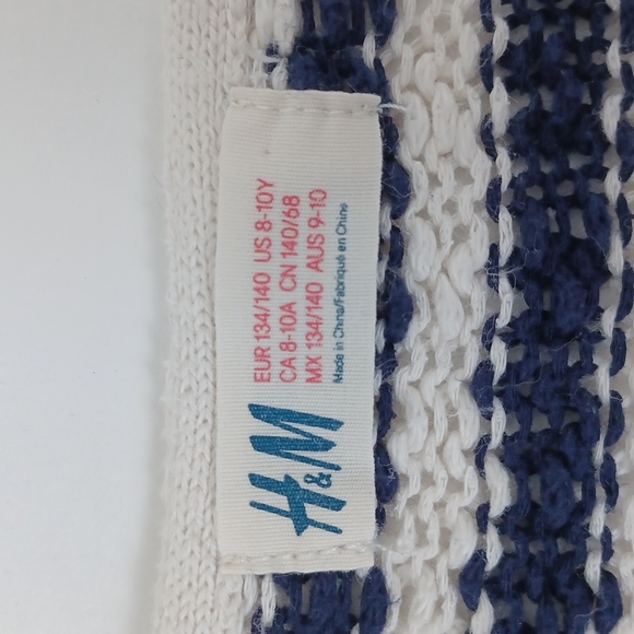 ✨3/$25✨Girls H&M Navy/White Striped Cardigan - M (8/10) - Picture 7 of 8